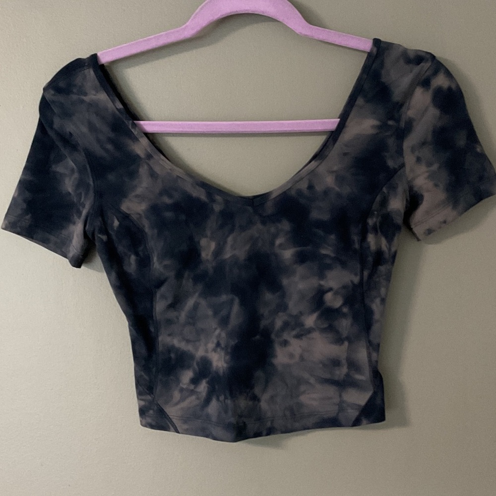 lululemon athletica Black and Gray Crop Top, Size 4